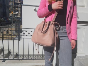 Bella  - skórzany worek ściągany na troczki